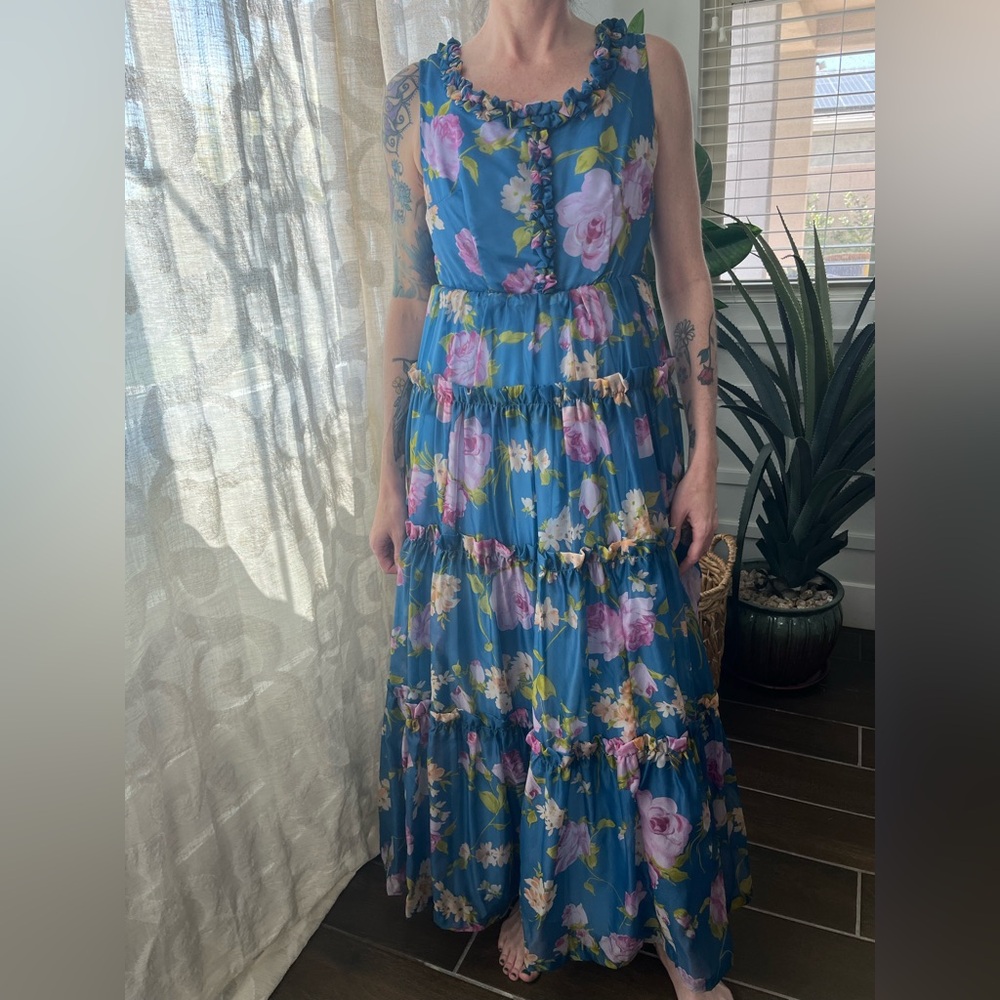 Vintage hand made chiffon maxi dress fully lined ruffle detail - Picture 2 of 16